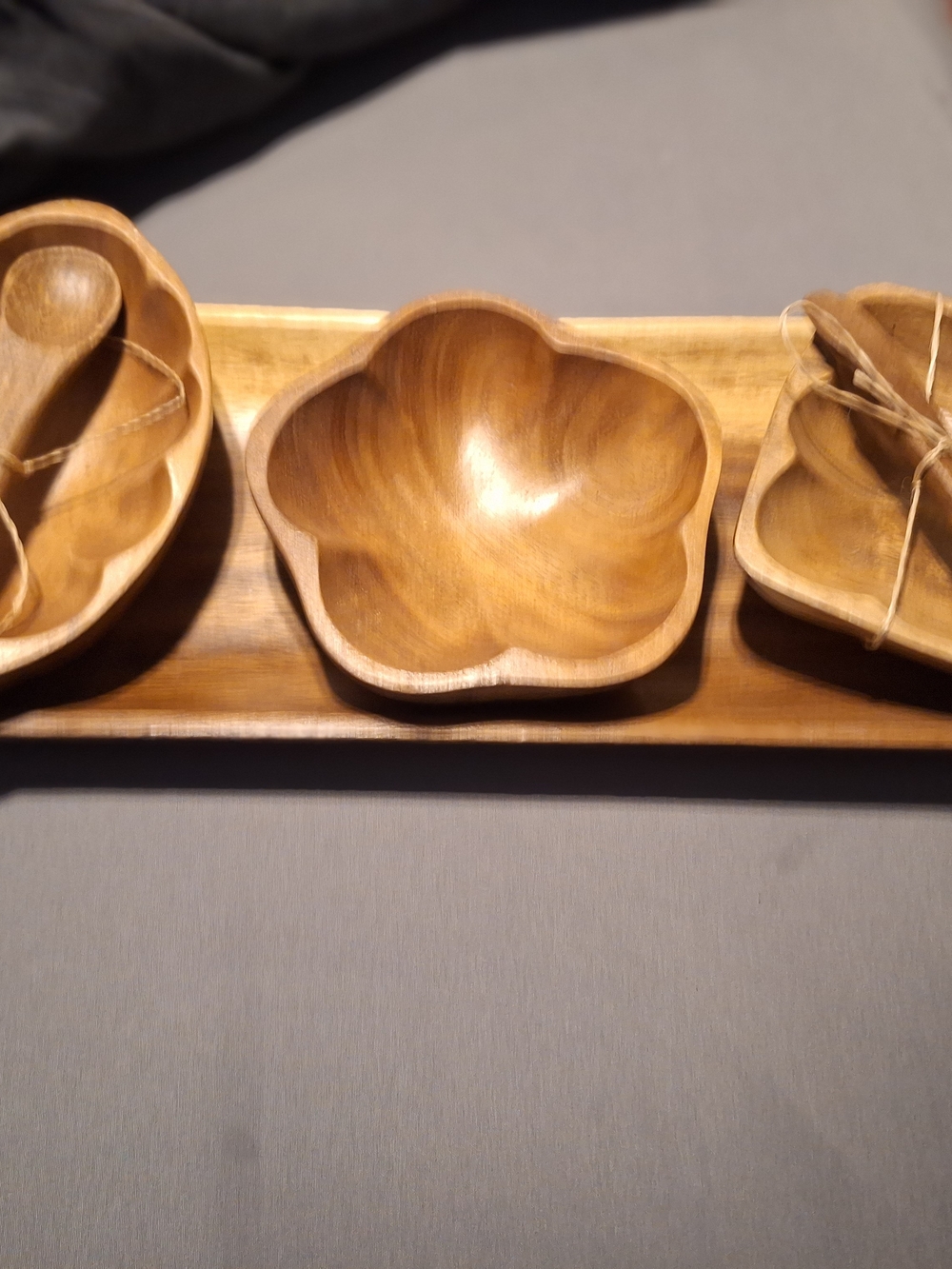 Handcrafted Wooden Flower Bowl Set - Natural Brown